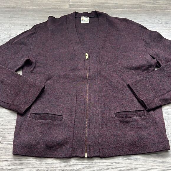 🔥rosynel🔥 | Vintage black and burgundy blend  cardigan - Picture 2 of 12